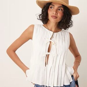 Chic Pleated Blouse with Tie Front